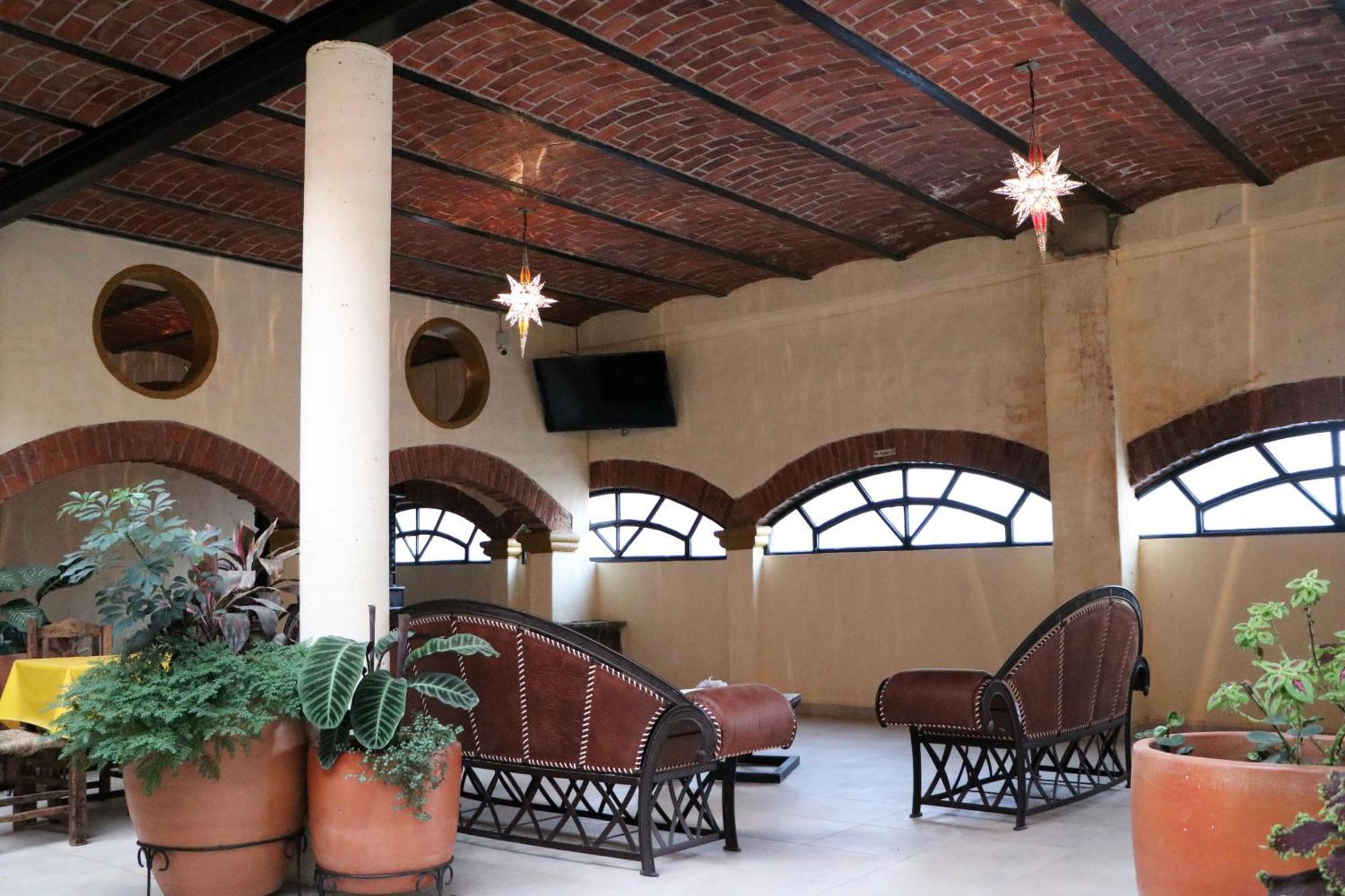 Hotel Castillo Santa Cecilia Tapalpa Eksteriør bilde